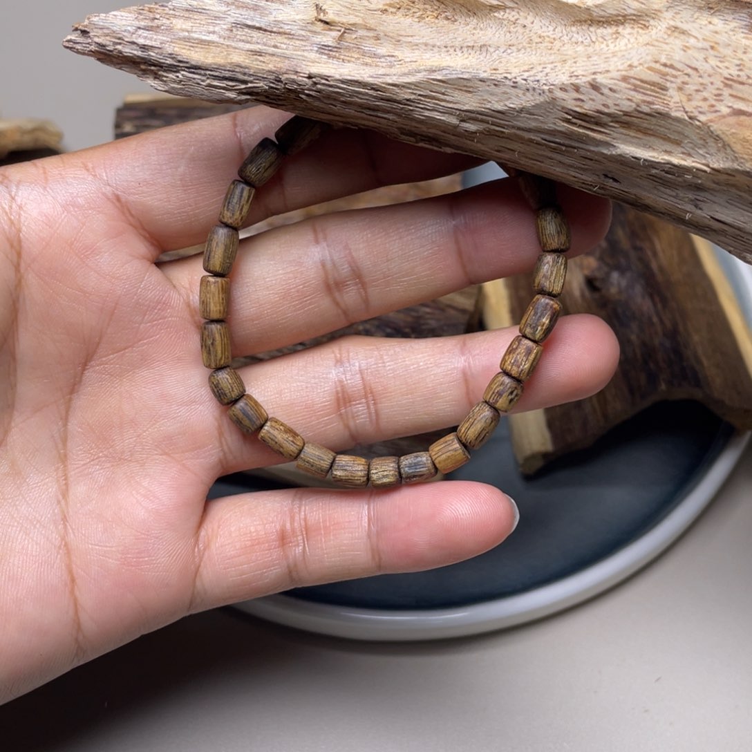 香榧木海南竹木根雕木料2.8克，