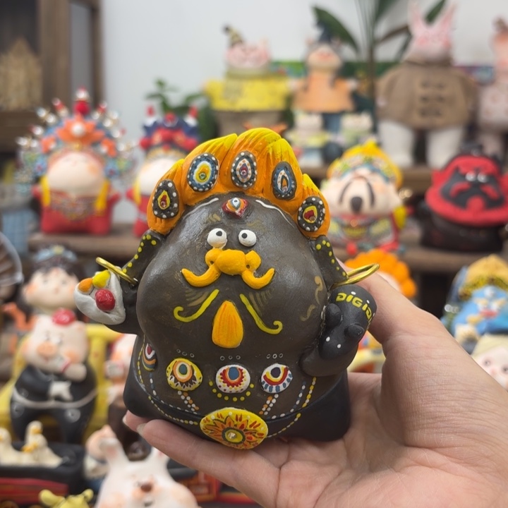 摆件手捏陶艺摆件