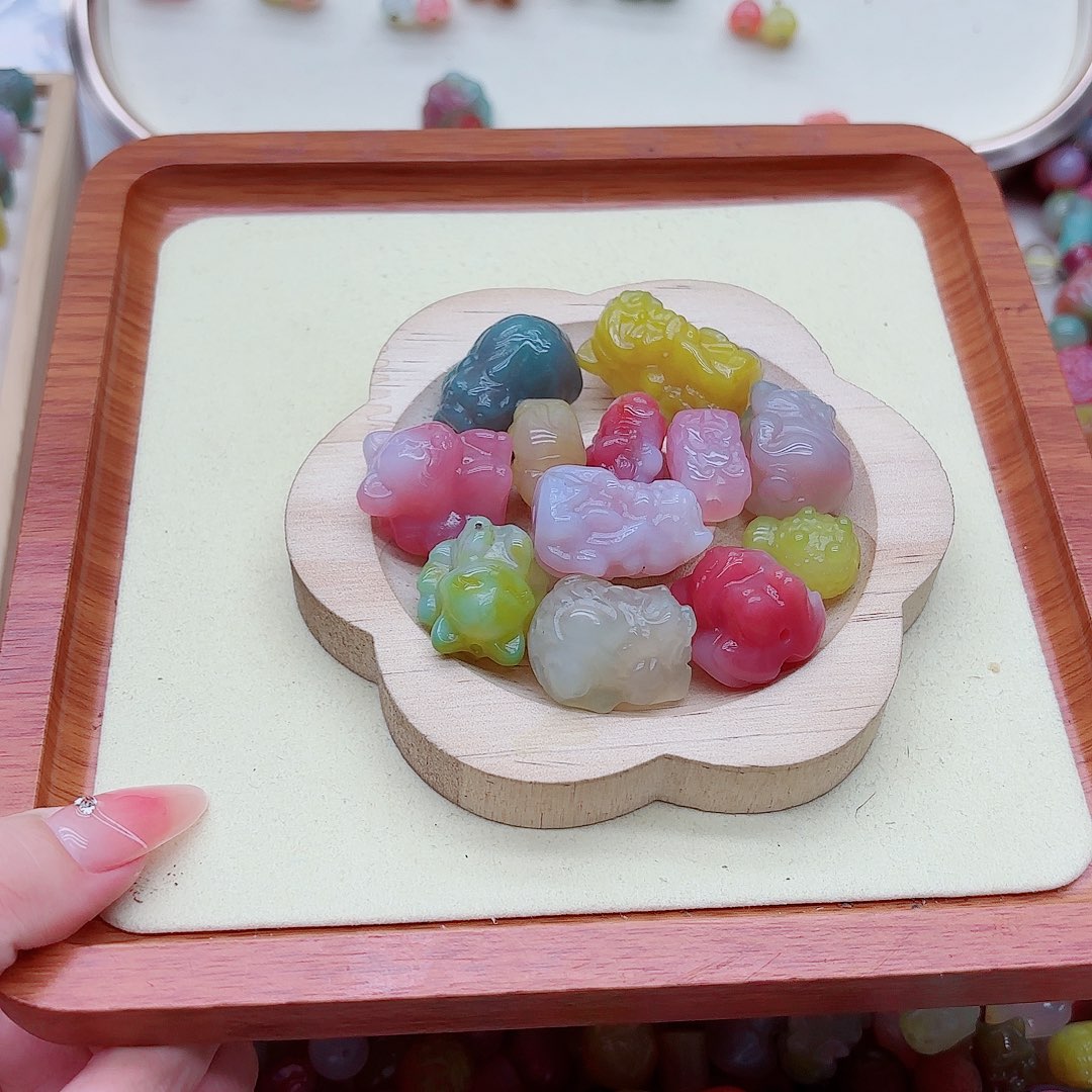 柠***萌玛瑙/玉髓未镶嵌手链盐源18