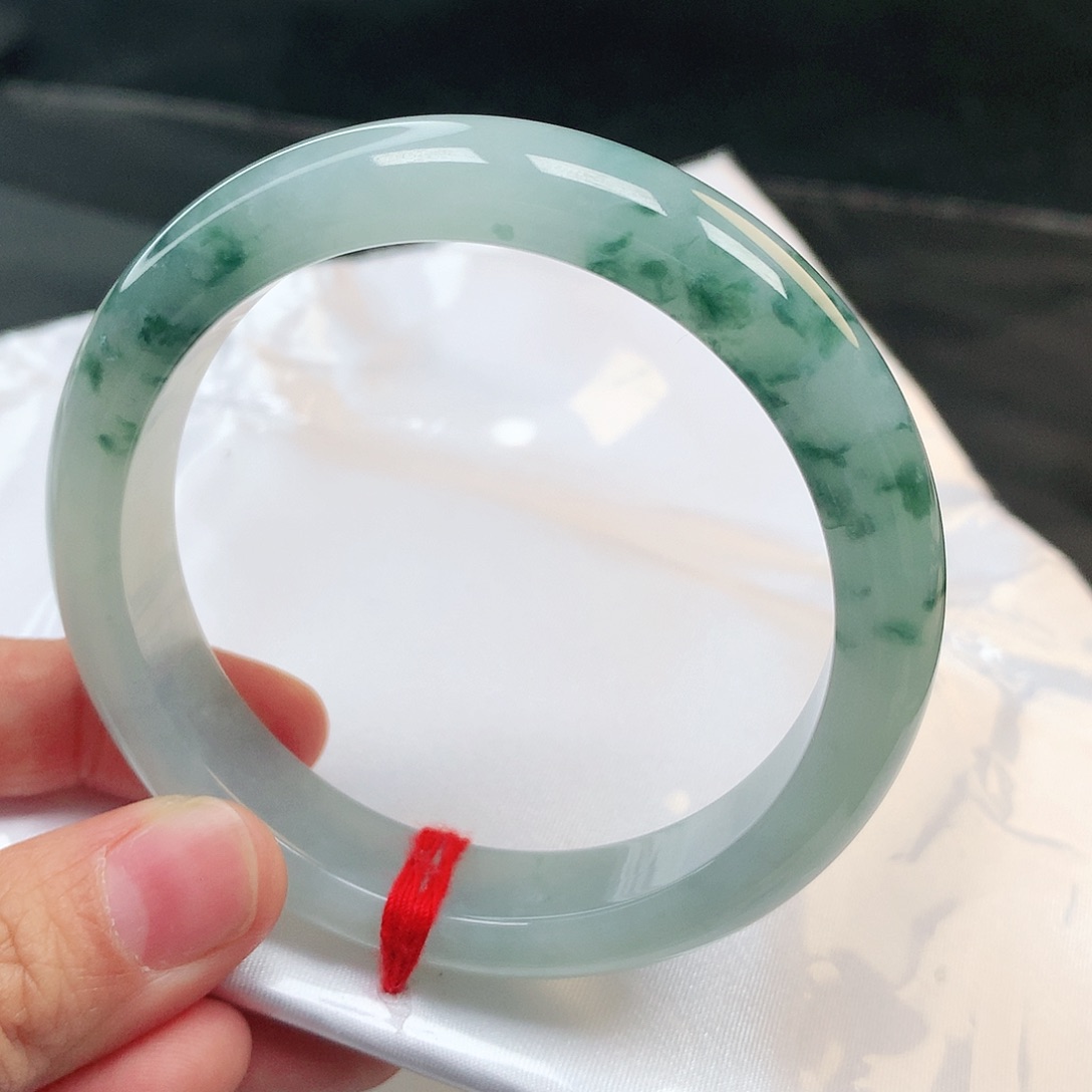 翡翠手镯未镶嵌126号