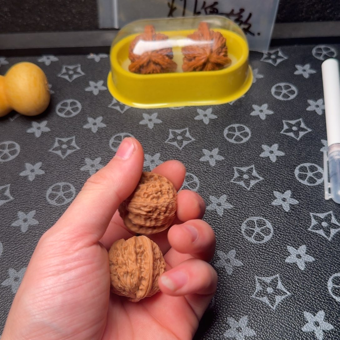 文玩核桃吊坠核桃和蔬果的