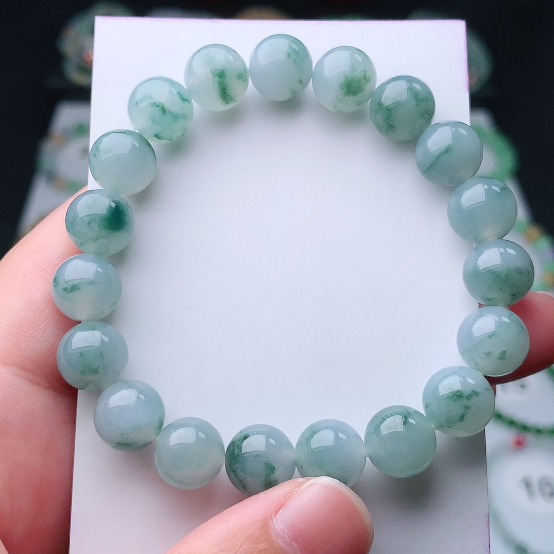 翡翠手串未镶嵌翡翠