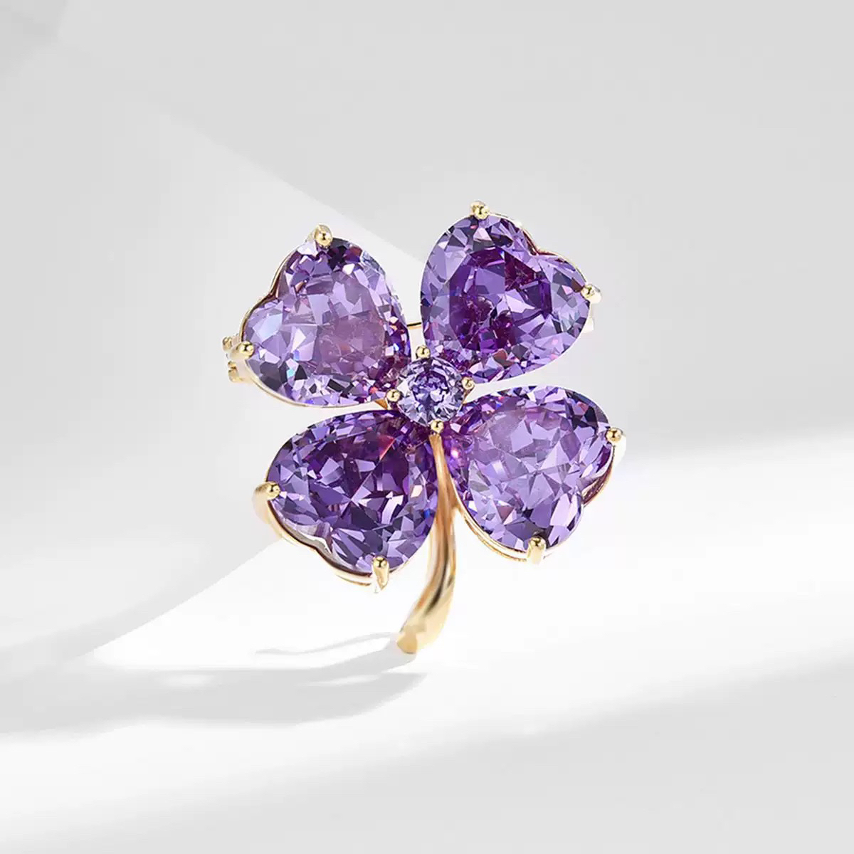 铜合金锆石胸针 1535新品高货紫色幸运四叶草胸针（大版）