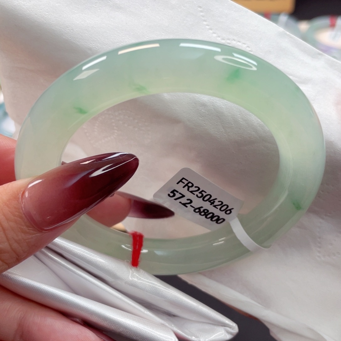 翡翠手镯未镶嵌57.2种老冰胶芙蓉绿飘绿花清新甜美31号