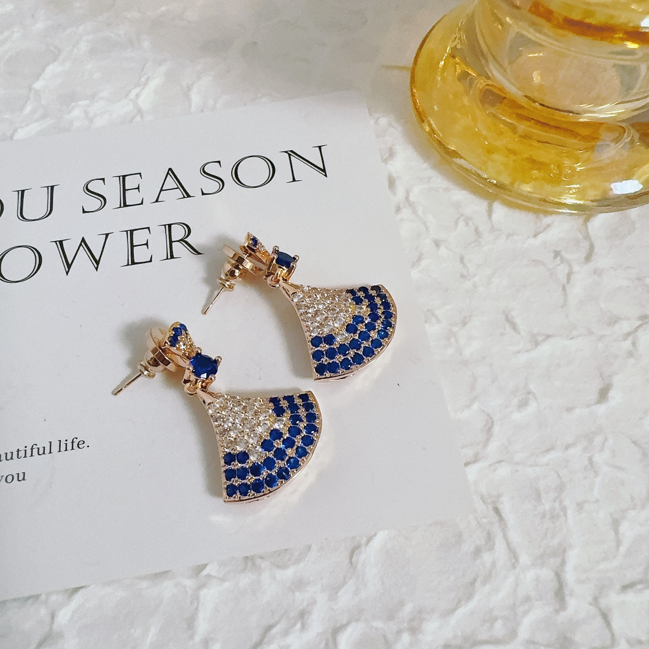 铜合金锆石耳饰 4191 满钻微镶工艺小裙子耳钉weijia