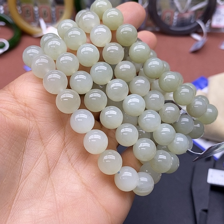 未镶嵌手链和田玉卡10