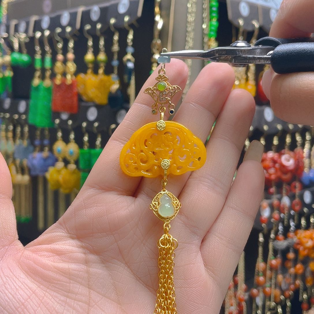 翡翠合金耳饰翡翠