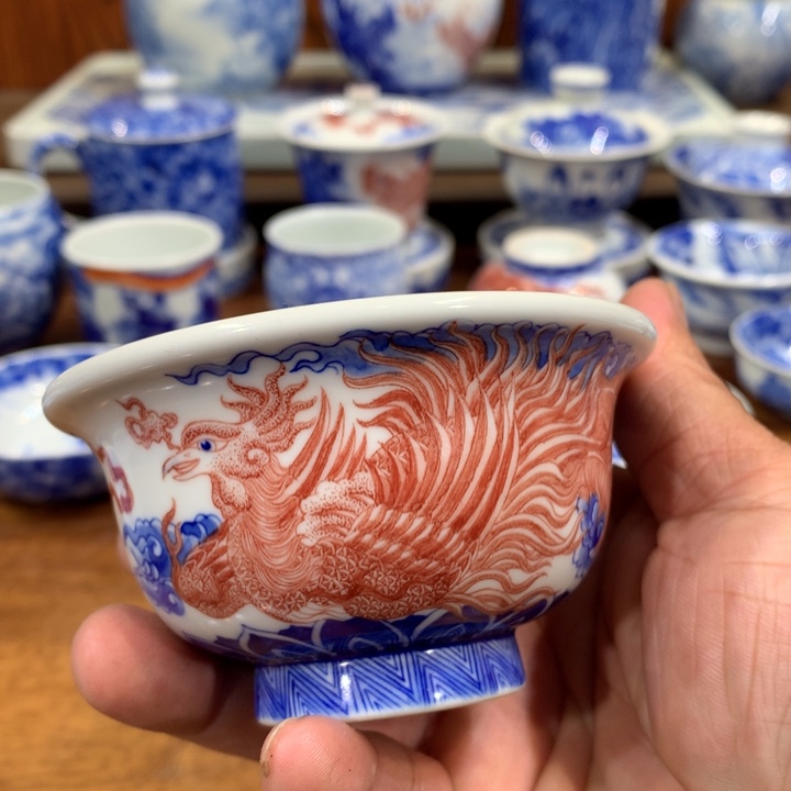 自成堂柴窑青花龙凤压手杯