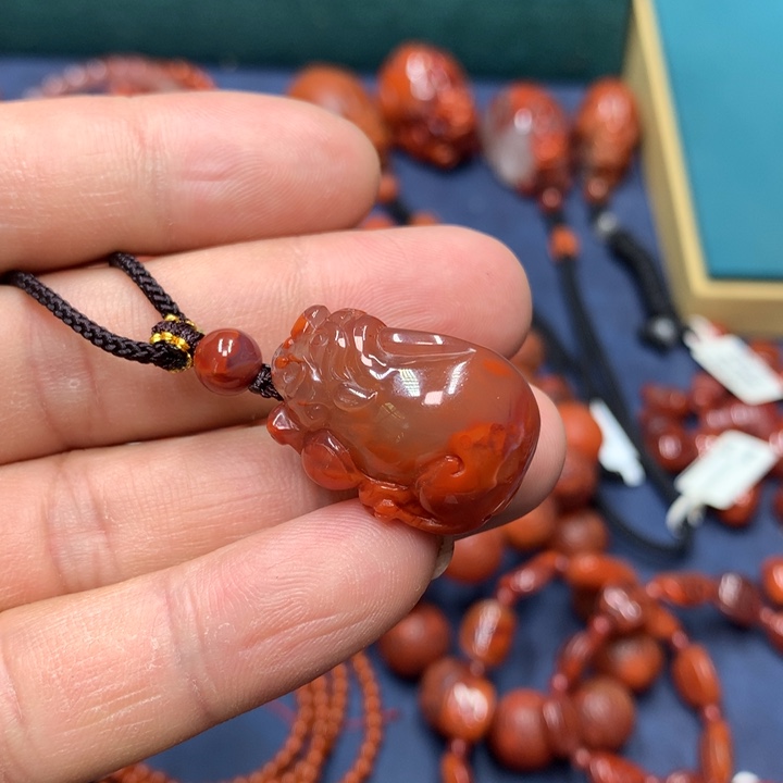 南红玛瑙吊坠(不含链)未镶嵌