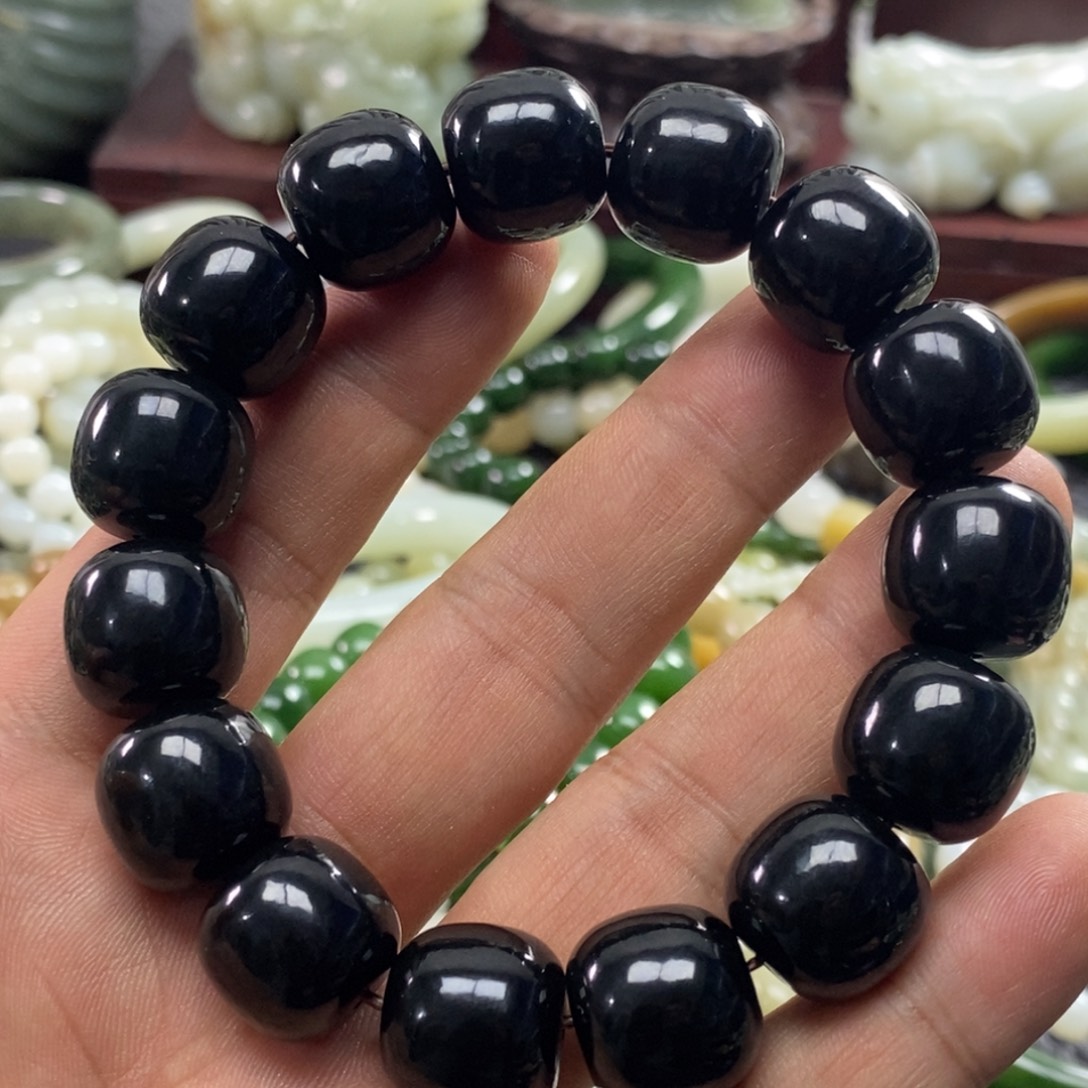 强***强和田玉未镶嵌手链