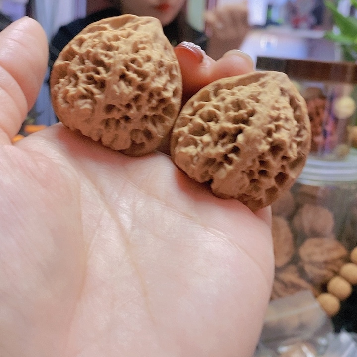 【闪购商品】文玩核桃把件38野牛