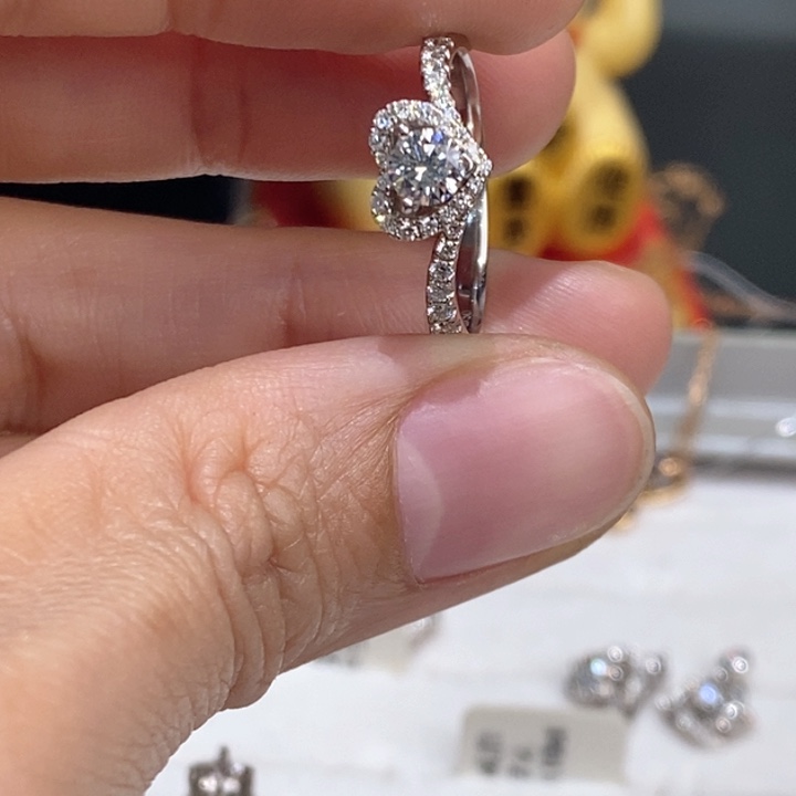 钻石戒指/指环18K金镶嵌厸*