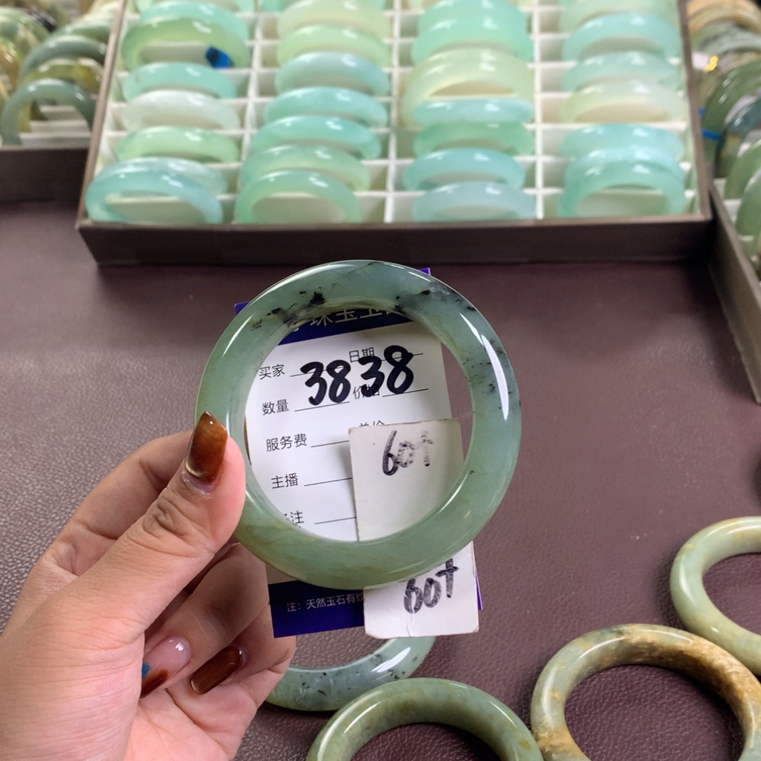 未镶嵌蛇纹石玉手镯3838