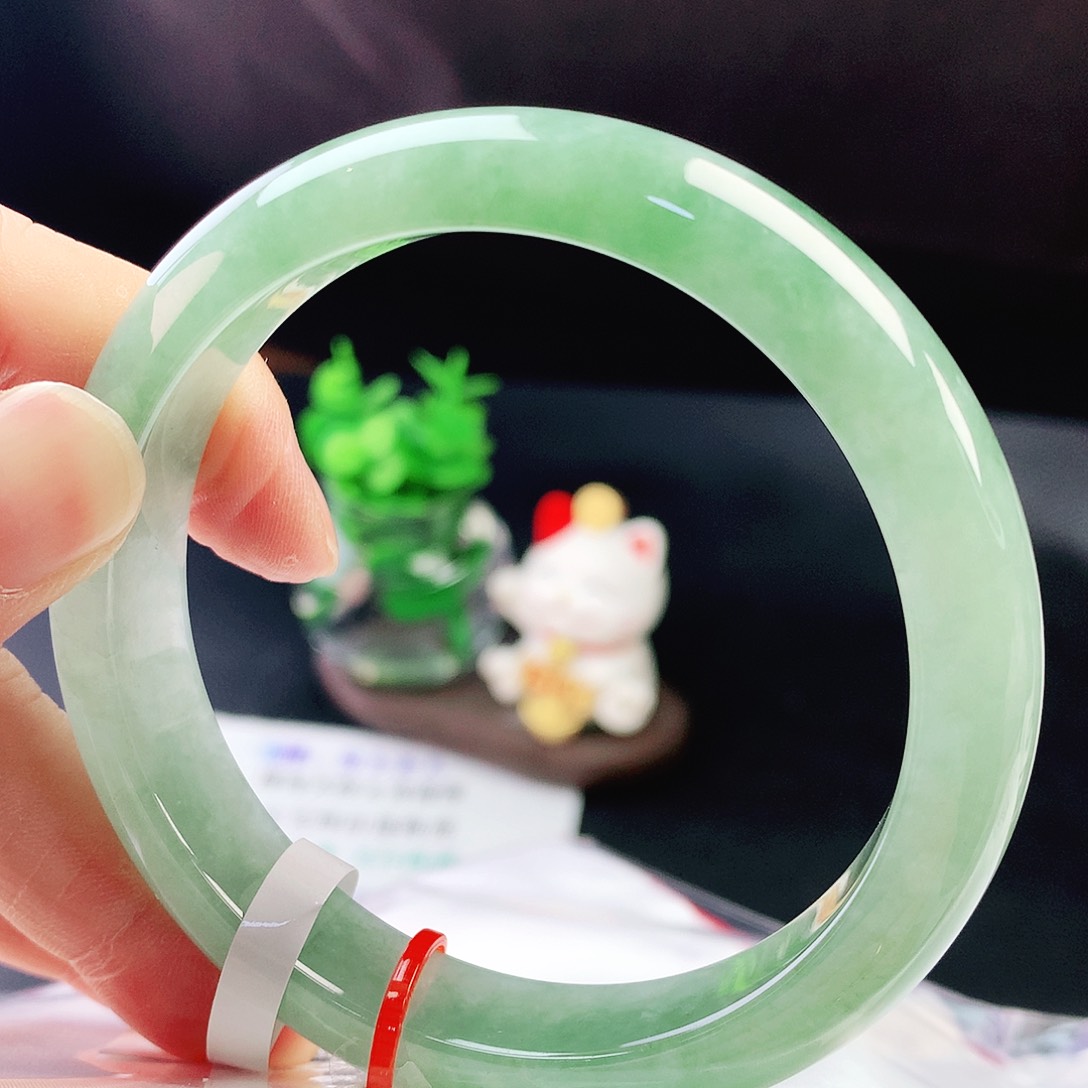 未镶嵌手镯翡翠59冰绿