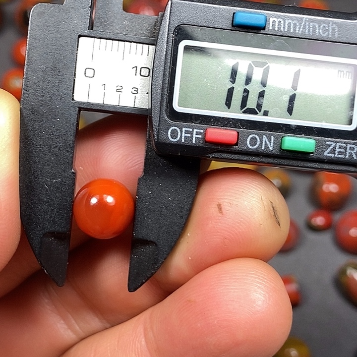 南红玛瑙未镶嵌车挂