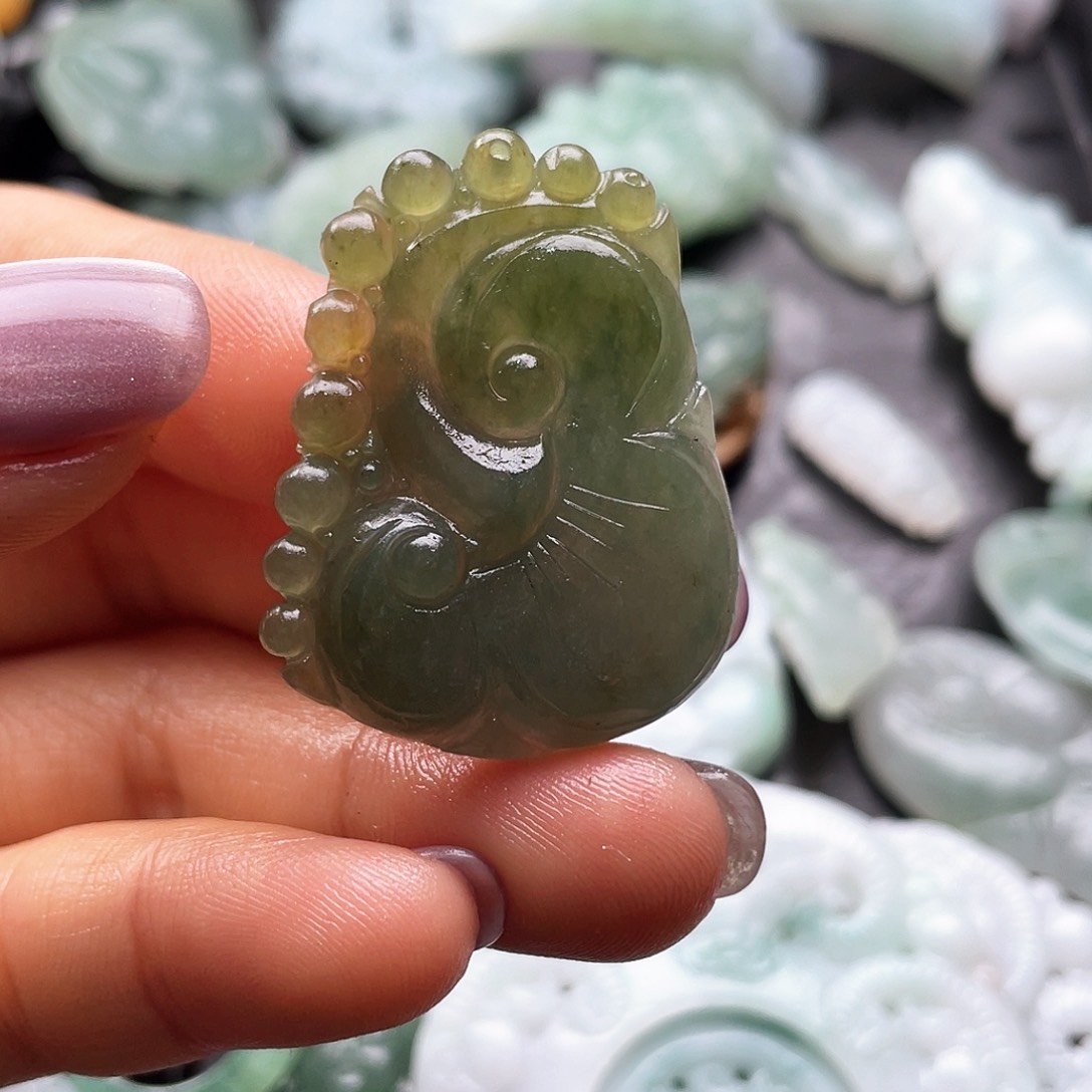 定制翡翠未镶嵌天然