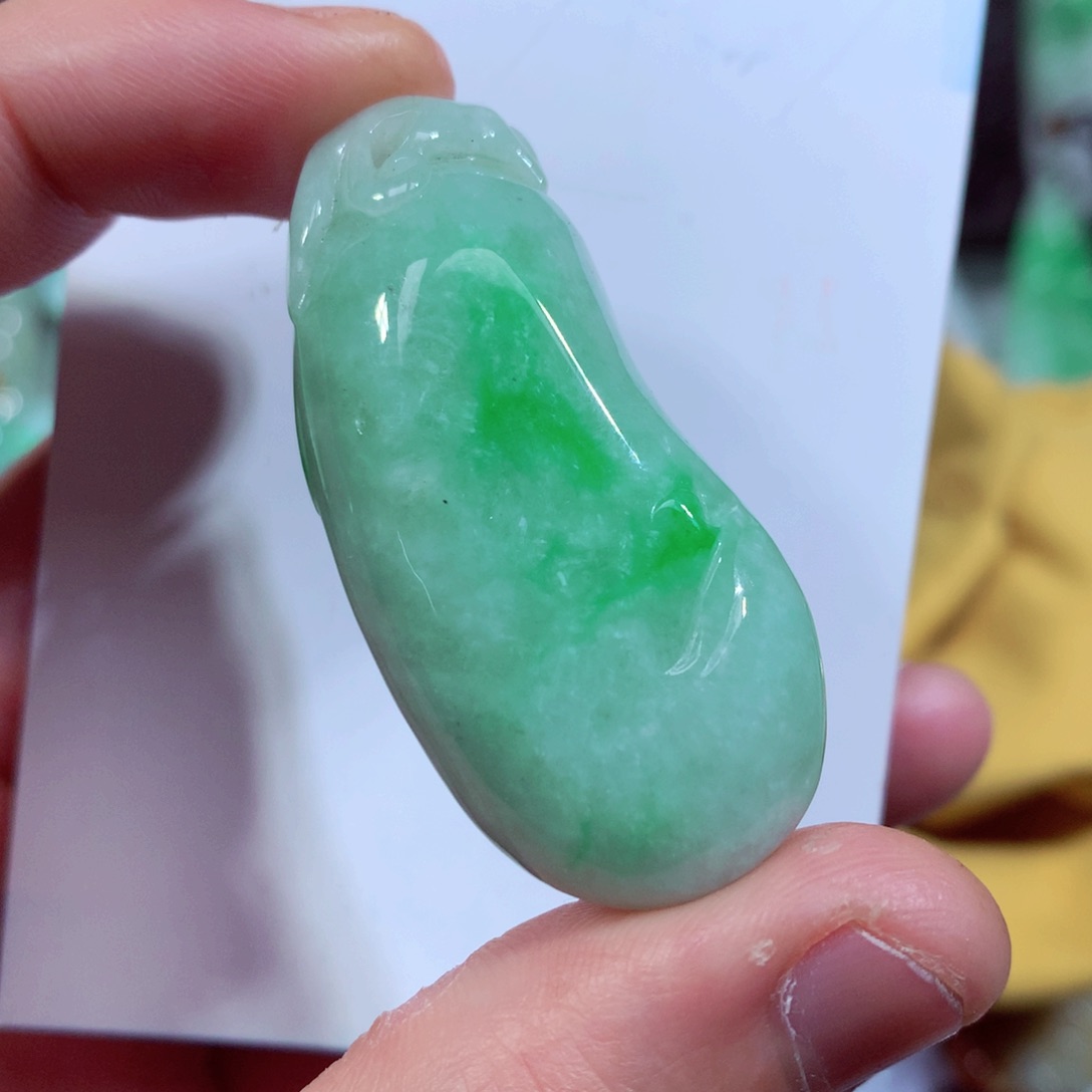 翡翠颈饰未镶嵌缅甸翡翠