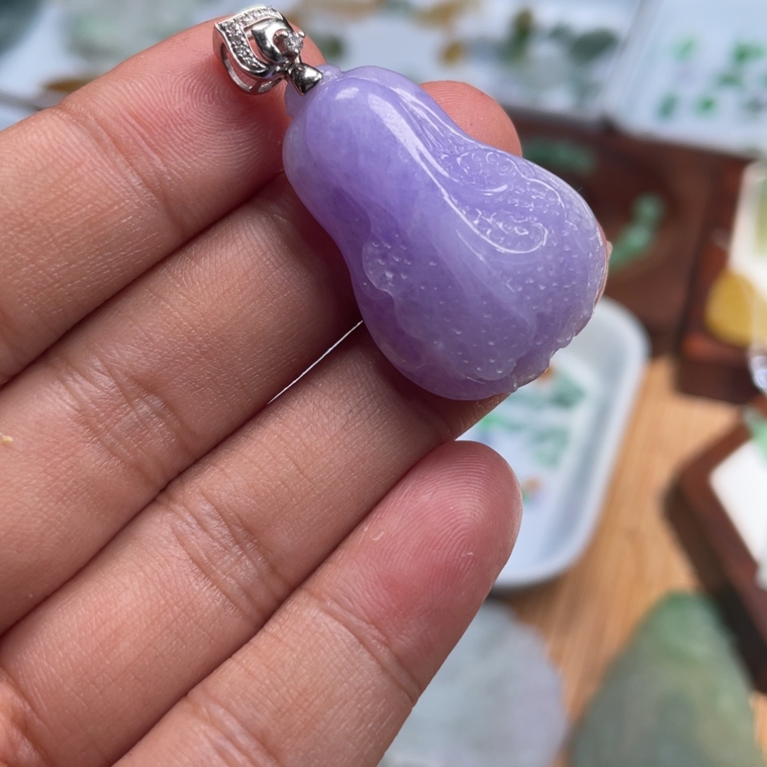 定制翡翠未镶嵌翡翠