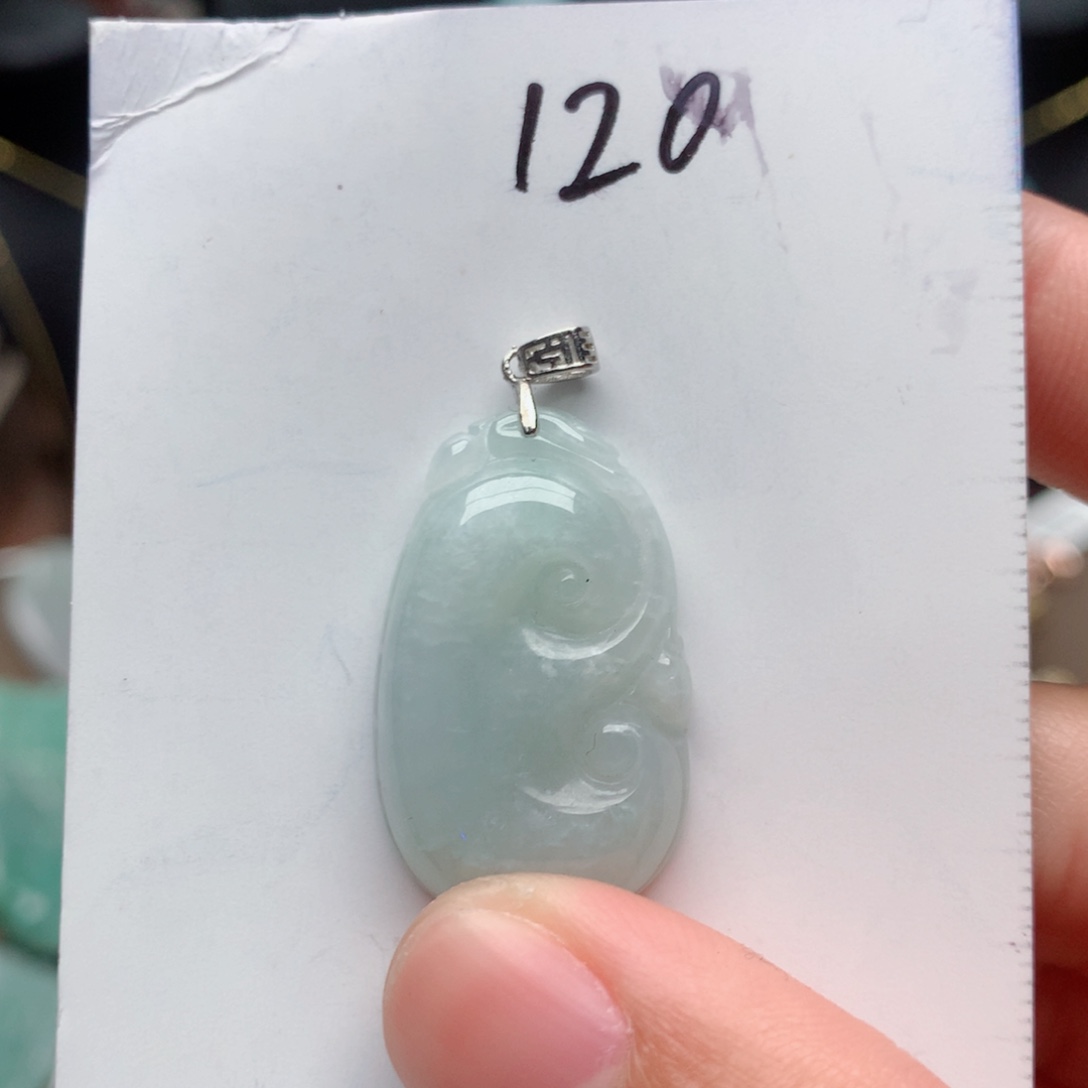 翡翠颈饰银S925镶嵌吊坠