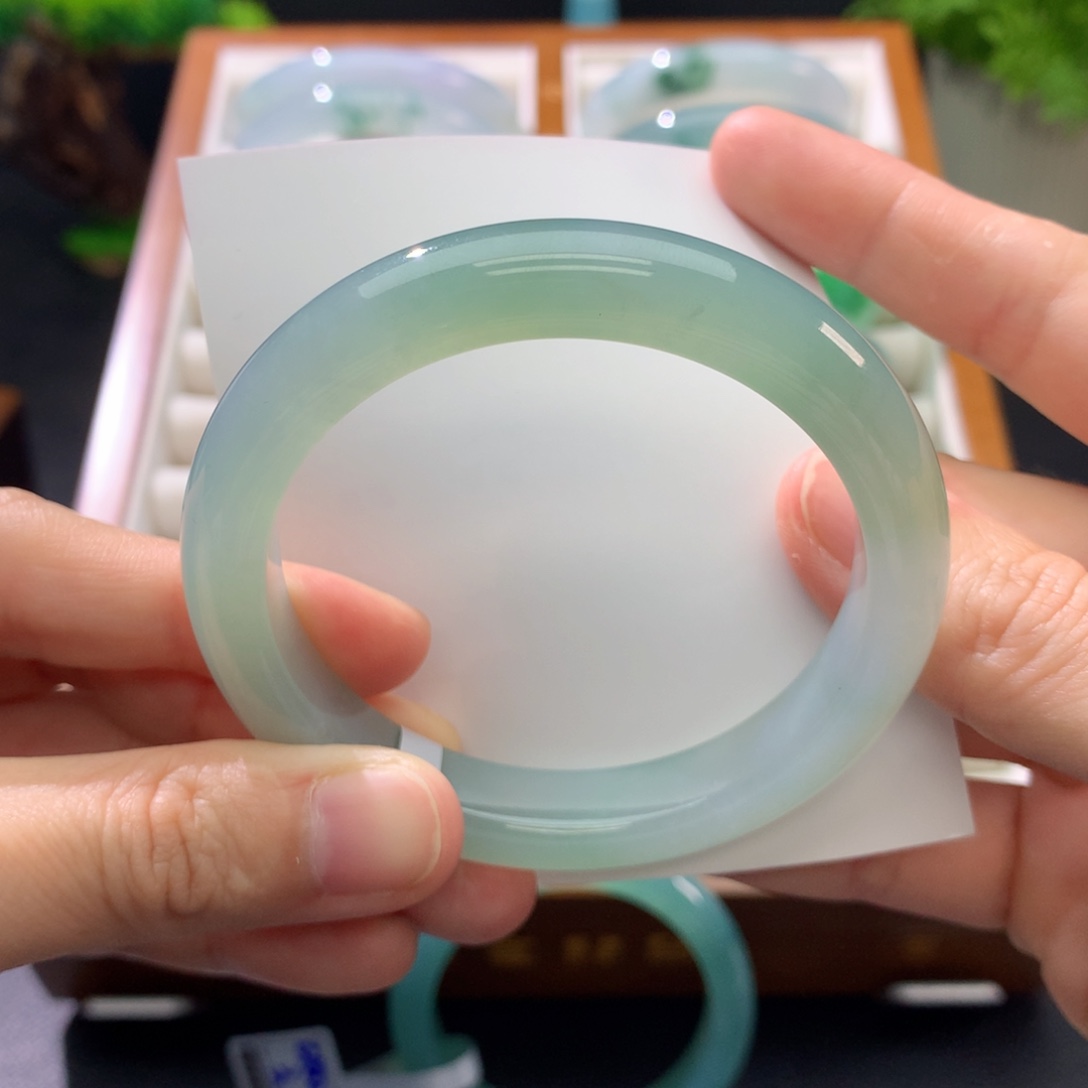 翡翠未镶嵌手镯闪购 4