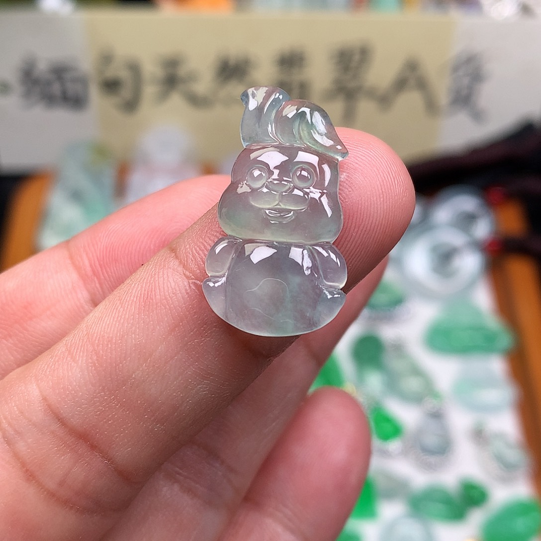 翡翠裸石缅甸天然A货翡翠冰种小兔子