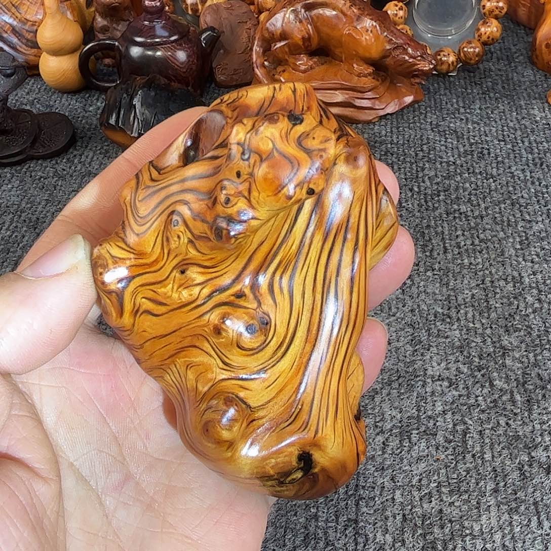 柏木太行崖柏精品手把件