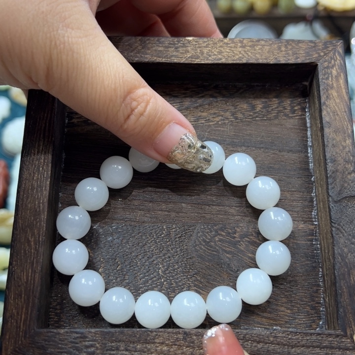 和田玉手链未镶嵌