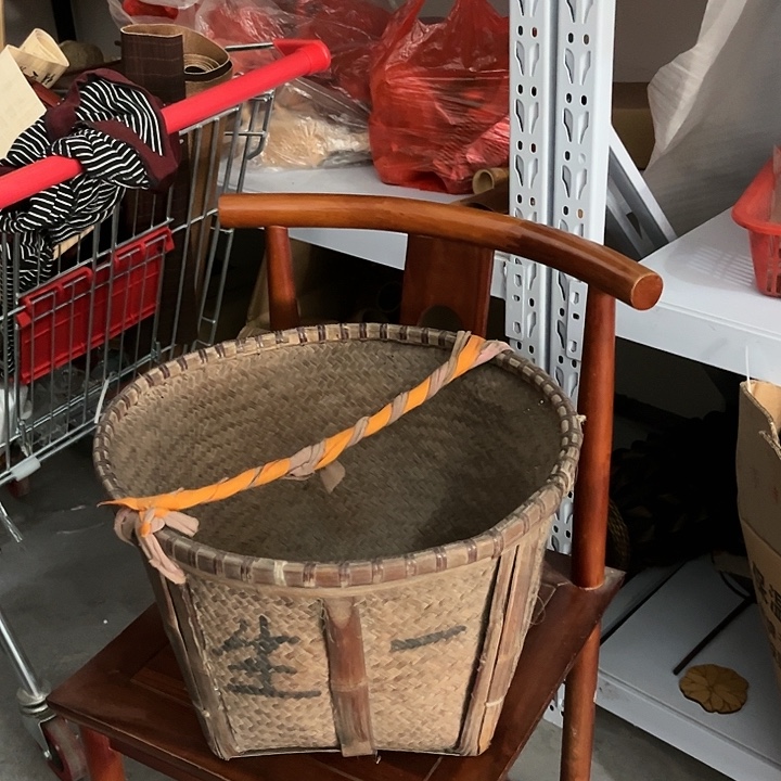 旧物孤品一个价格150米