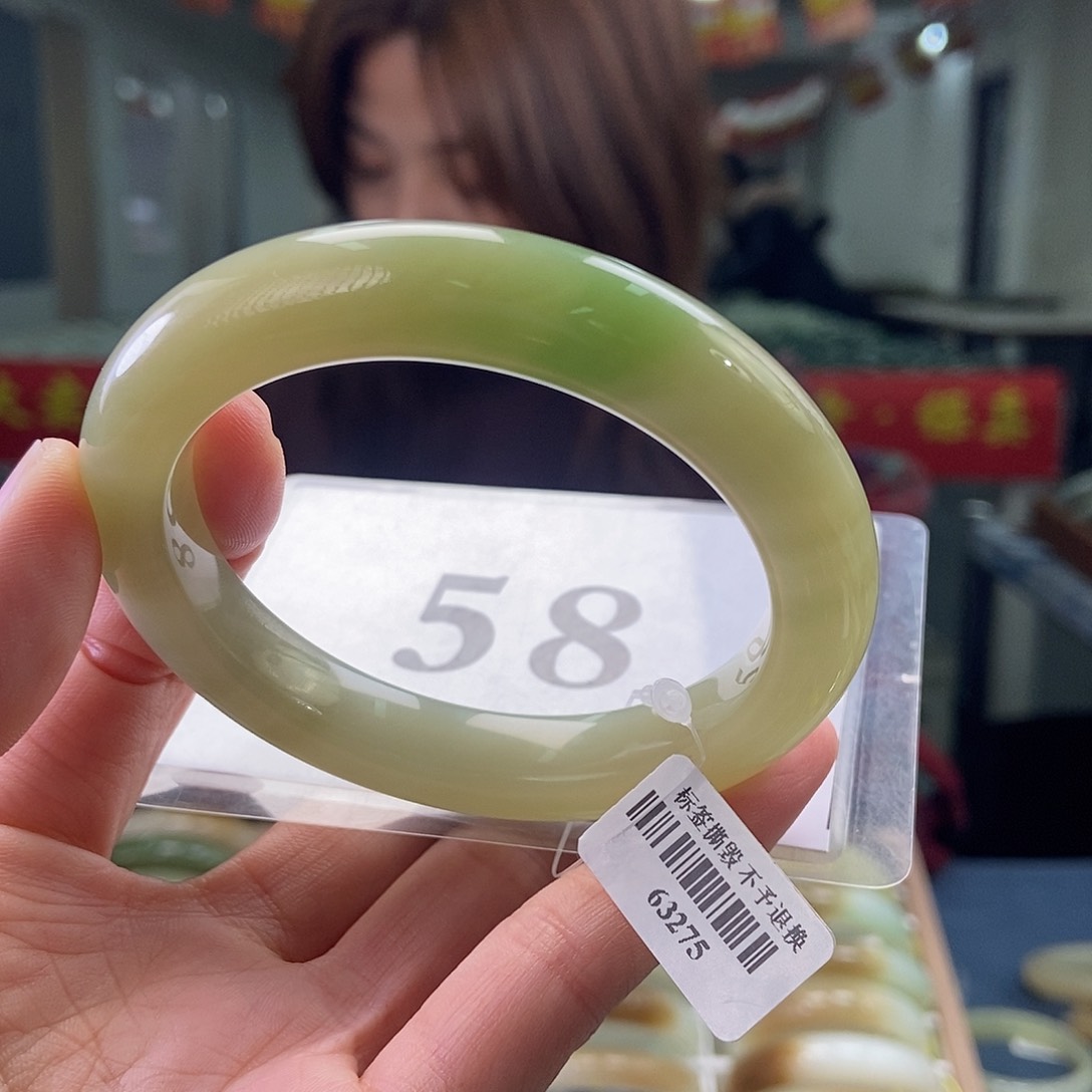 和田玉（翠青玉）手镯未镶嵌