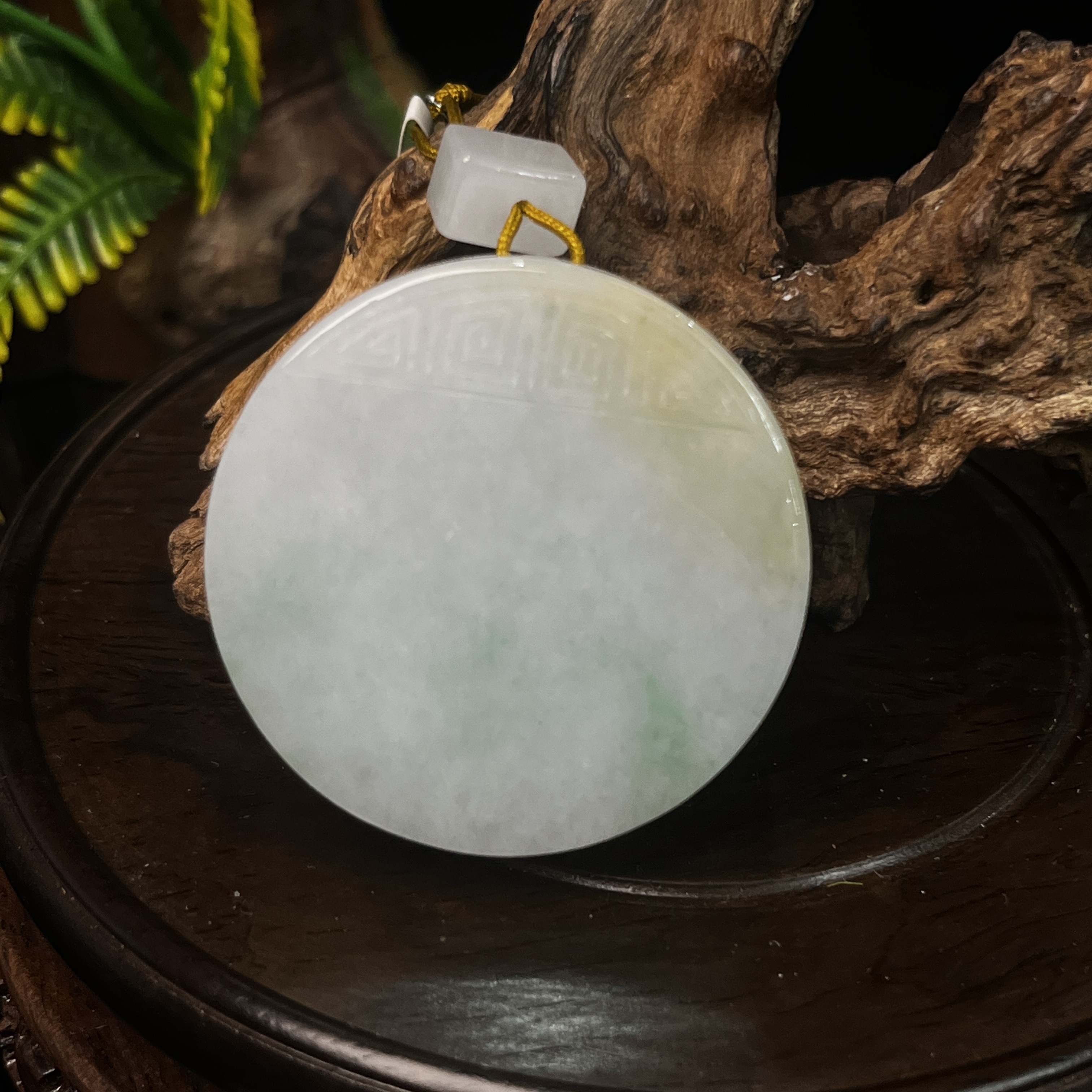 【诚翠拍品第一百二十八期午】翡翠62无事牌DDX180044