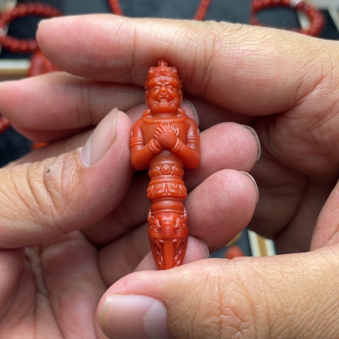 南红玛瑙颈饰未镶嵌小*