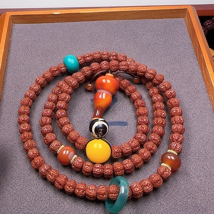 金刚菩提吊坠金刚菩提吊坠