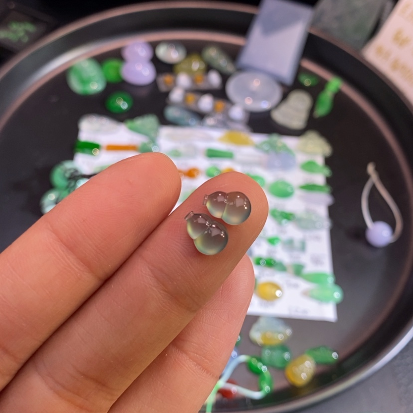【闪购商品】翡翠挂件未镶嵌葫芦