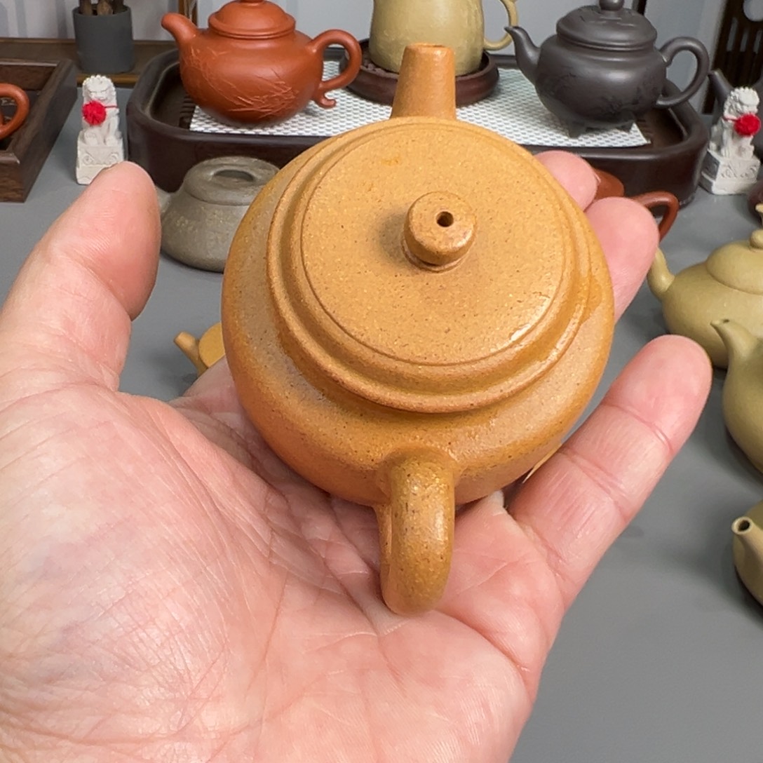 茶壶紫砂黄金段德中90cc微微瑕