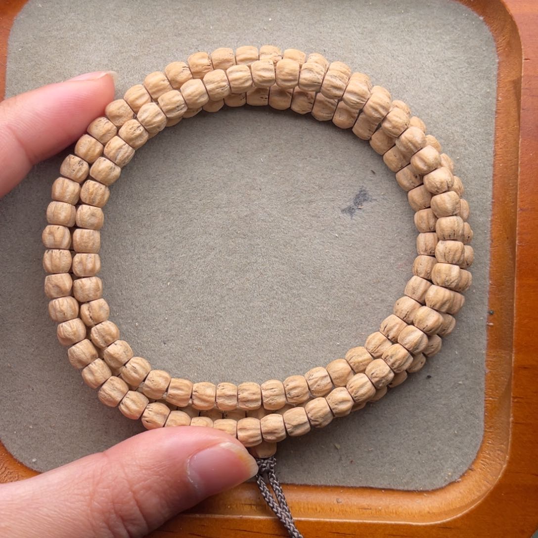 柏香籽/百香籽手串熠***?