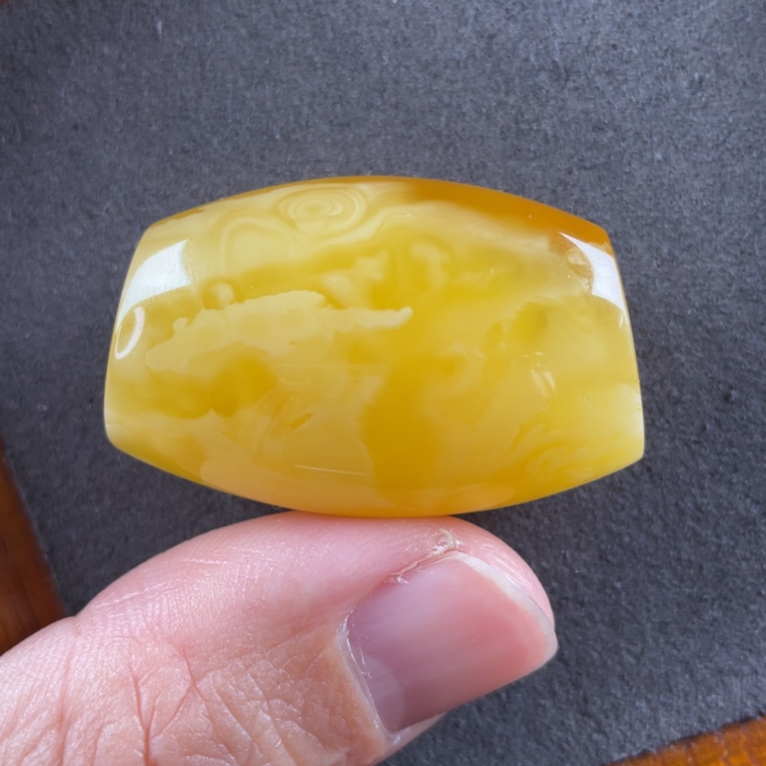 琥珀颈饰未镶嵌蜜蜡吊坠