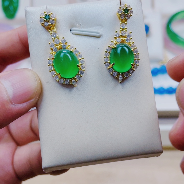 玛瑙/玉髓耳坠合金绿色耳坠