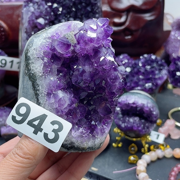 水晶大型摆件（非配饰）未镶嵌