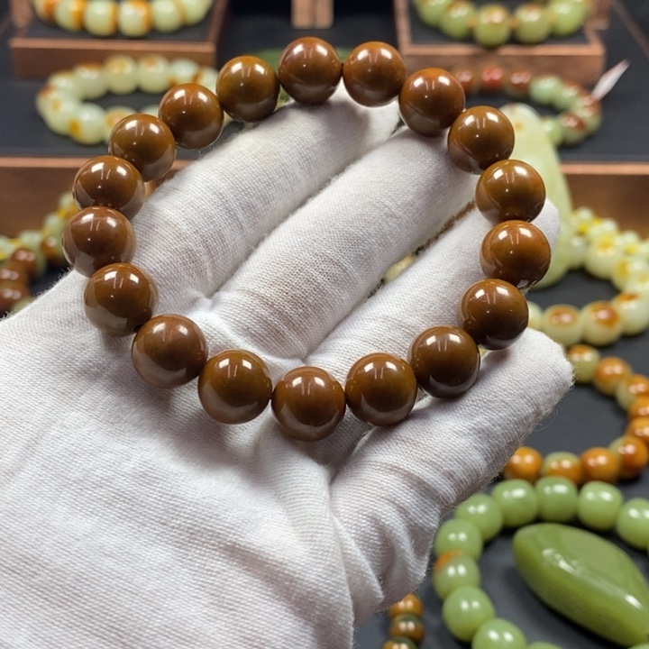 皮***子透闪石质玉未镶嵌手链