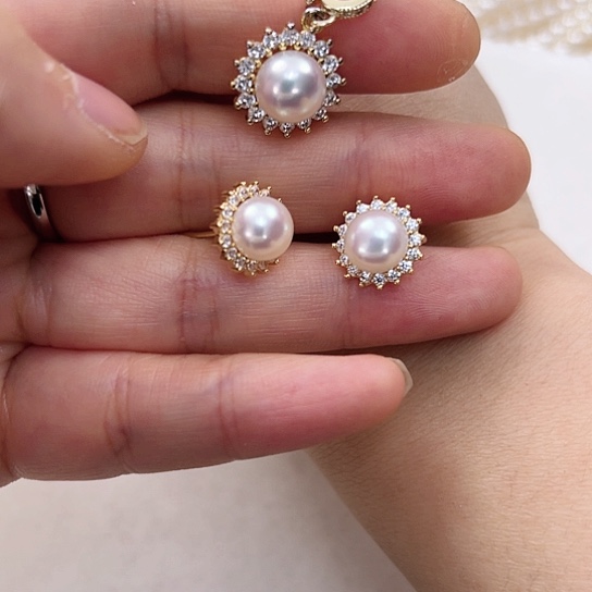 淡水珍珠耳饰未镶嵌