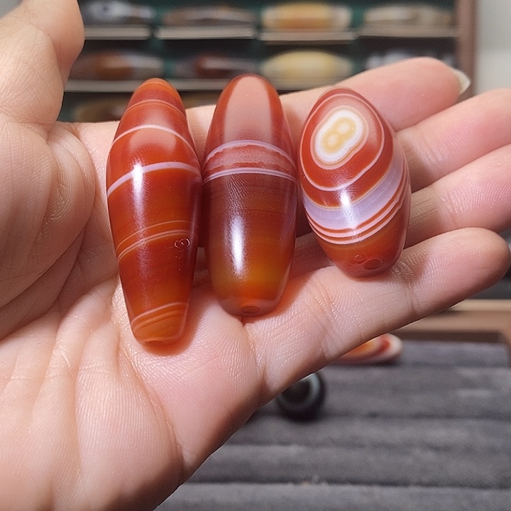 一***光玛瑙/玉髓未镶嵌吊坠(不含链)