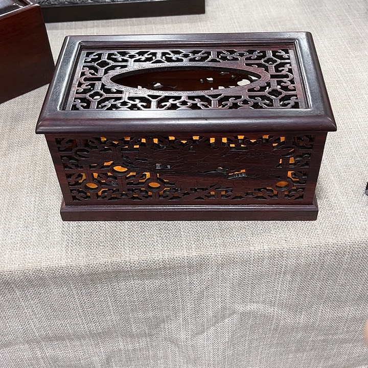 手工艺品琉璃红木工艺品雕刻工艺