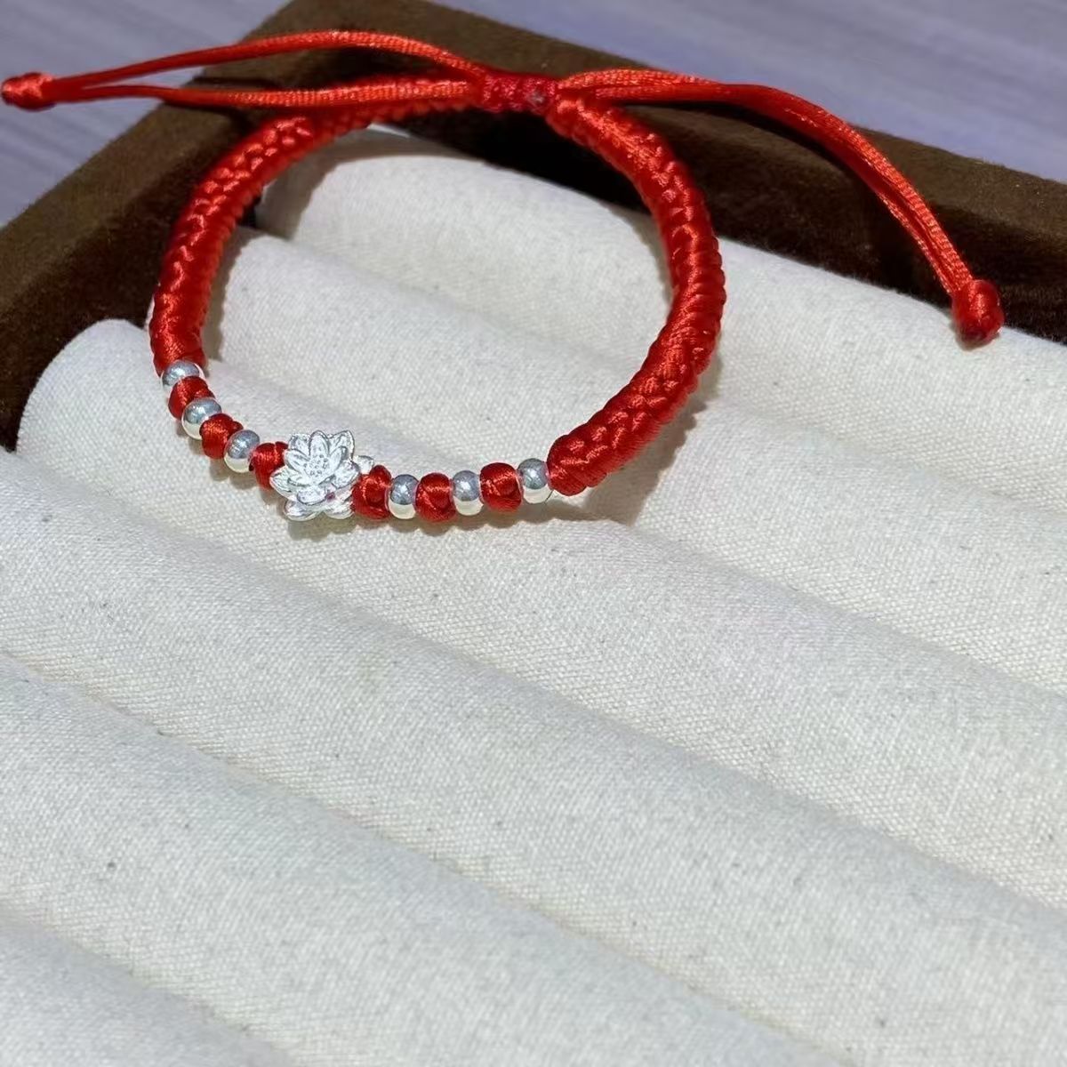 足银手链 足银999莲花好运连连女款时尚宝宝情侣编织编绳手编素款