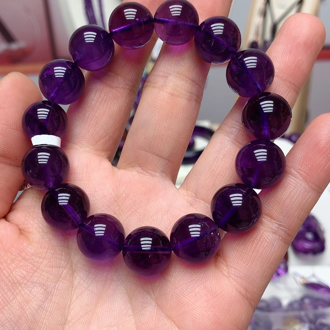 紫晶乌拉圭手串14m m未镶嵌哆****?