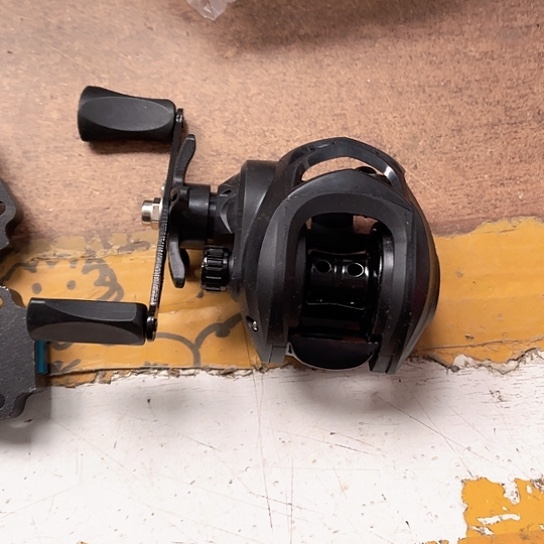 水滴轮左手一个。           