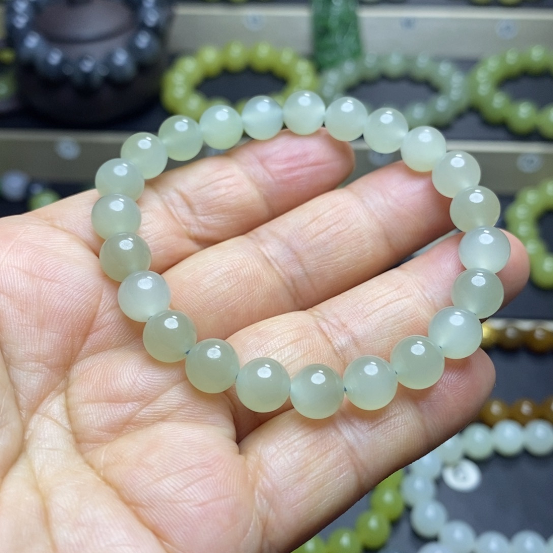 和田玉未镶嵌手串