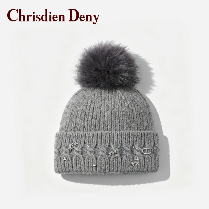 Chrisdien Deny 兔毛软糯绞花针织肌理针织帽K557801