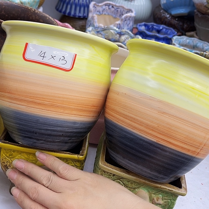 多肉绿植陶瓷花盆9.9包邮，有孔