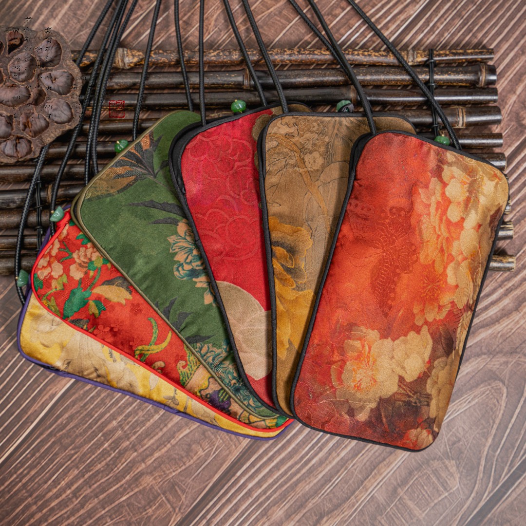 香云纱纯手工印花中国风百搭时尚单肩耐磨方形手机包40575