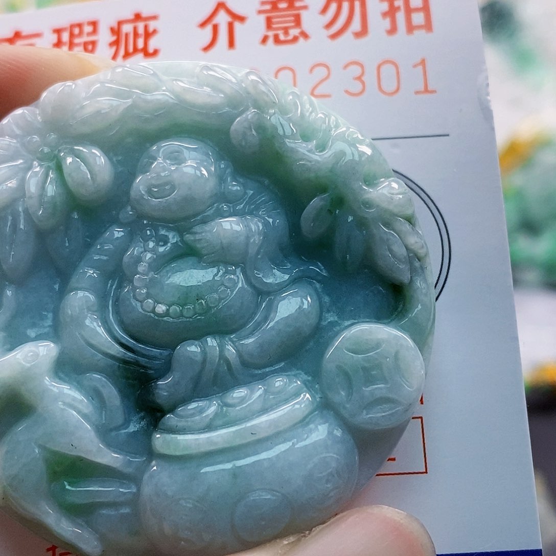 吊坠(不含链)未镶嵌翡翠